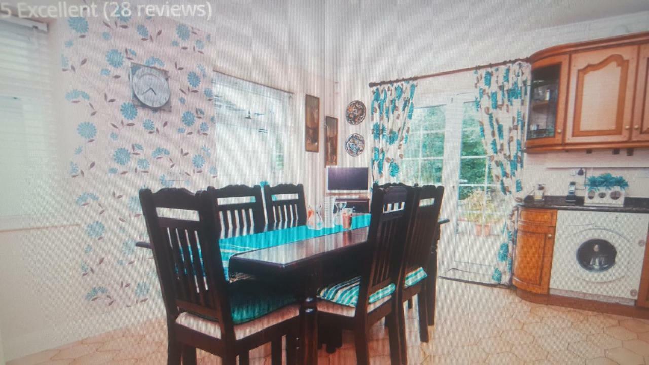 Comfy Room Well Located ロンドン エクステリア 写真