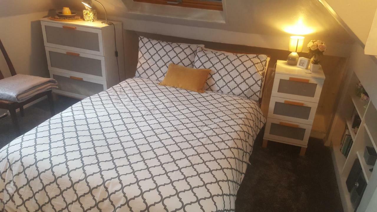 Comfy Room Well Located ロンドン エクステリア 写真